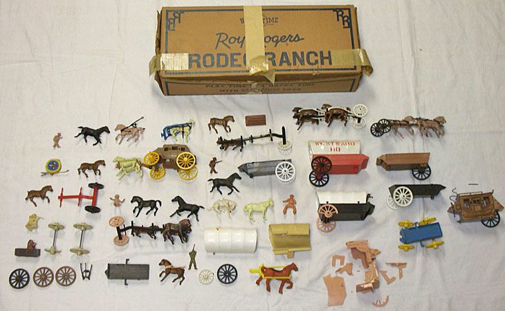 50 Old Roy Rogers Rodeo Ranch playset chuck wagon horse men toy w box 