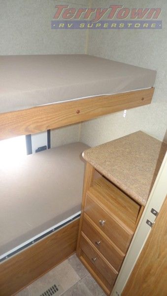 2012 Rockwood Signature Ultra Light 8286WS Fifth Wheel w/ext Kitchen 