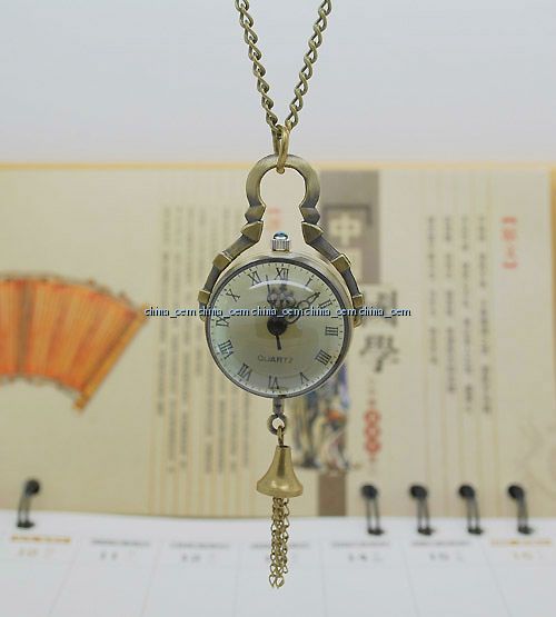 ANTIQUE CRYSTAL BALL WOMAN FASHION NECKLACE WATCH #271  