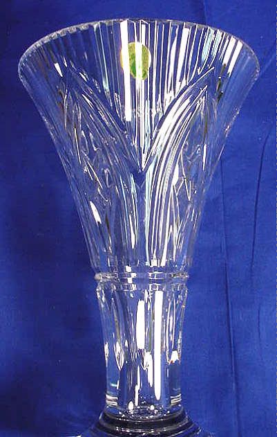 Waterford 10 ROCK OF CASHEL VASE NIB  