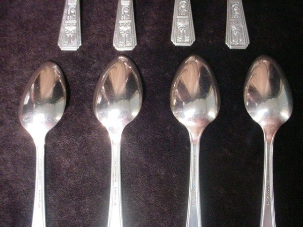   Community Tudor Plate 1933 CHICAGO WORLDS FAIR SOUVENIR SPOONS  