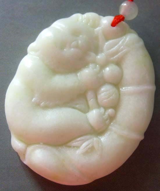 Chinese Jade Panda Eat Bamboo Pendant  