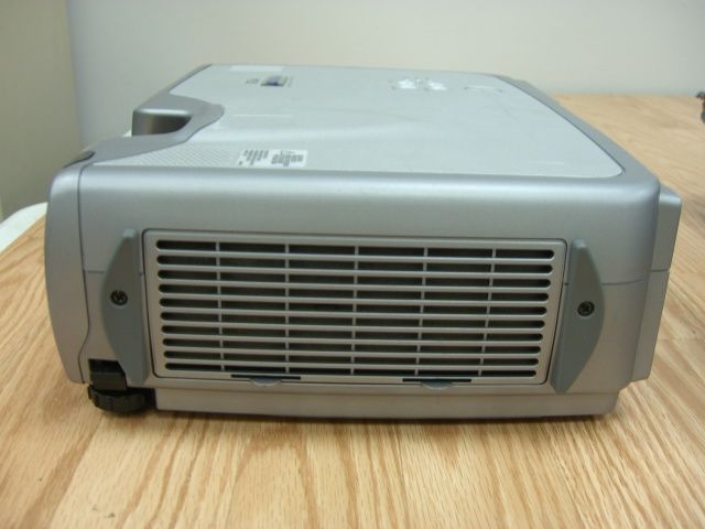 Hitachi CP X430WA LCD Projector  