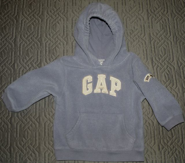 BABY GAP SIZE 12   18 MONTHS GIRLS FLEECE LAVENDER PULL OVER LONG 