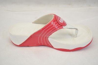 FITFLOP FOR KIDS WALKSTAR III (ELD) STRAWBERRY PATENT WHITE FLIP FLOP 