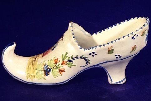 Rare ca.1899 Petit Breton Heel Shoe Vase Malicorne n Quimper  