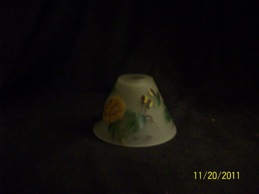 Glynda Turley Glass Floral Lamp Shade circa 1999  
