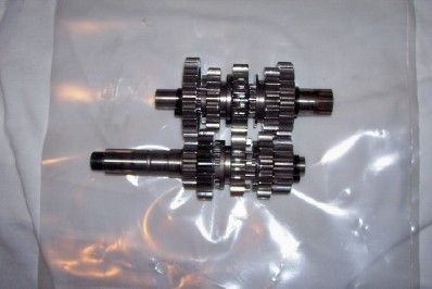 CR250 1998 TRANSMISSION GEARS SHAFTS 1992 2001 CR250 ENGINE 98 HONDA 