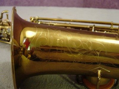 VINTAGE BUESCHER TRUE TONE ALTO SAXOPHONE LOW PITCH GOLDEN GOLD C 9 