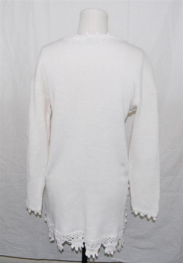   WHITE CROCHET LACE BOTTOM SNOWBALLS EMBROIDERED SWEATER DRESS  