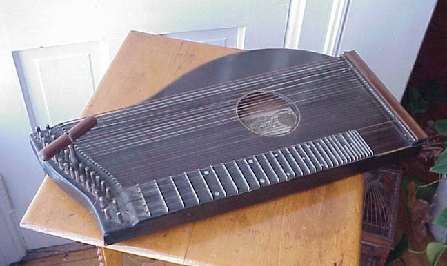 VINTAGE Schwarzer 32 String Fretted Autoharp Zither Washington 