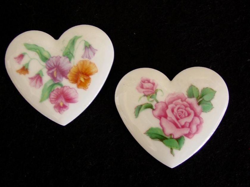 Vtg Avon Heart Shaped Porcelain Flower Pin Brooch Pair  