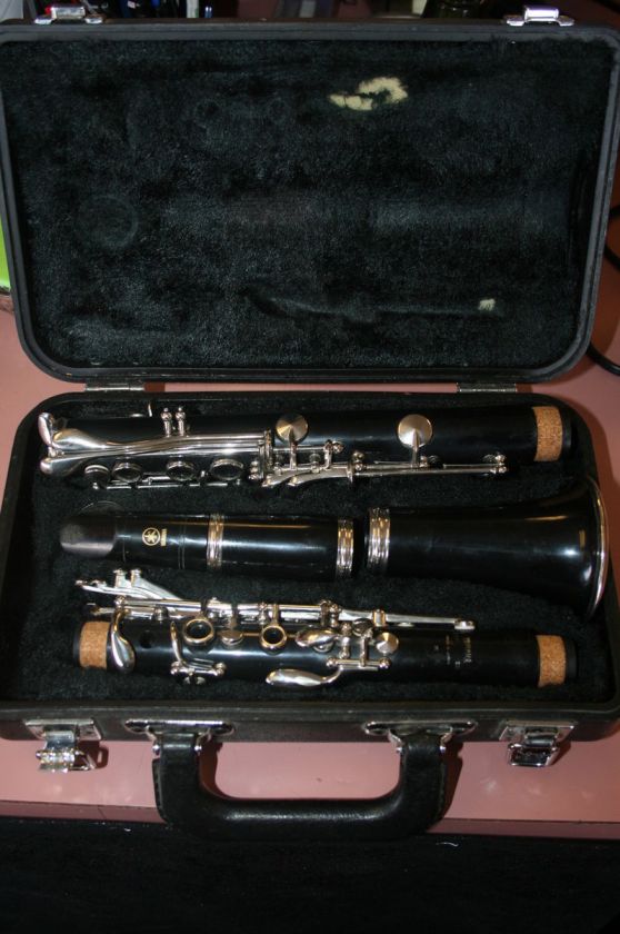 Great Looking Yamaha 20 Clarinet with Yamaha Black Hard Case  
