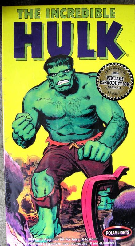 POLAR LIGHTS INCREDIBLE HULK MODEL KIT COLORED PLASTIC  