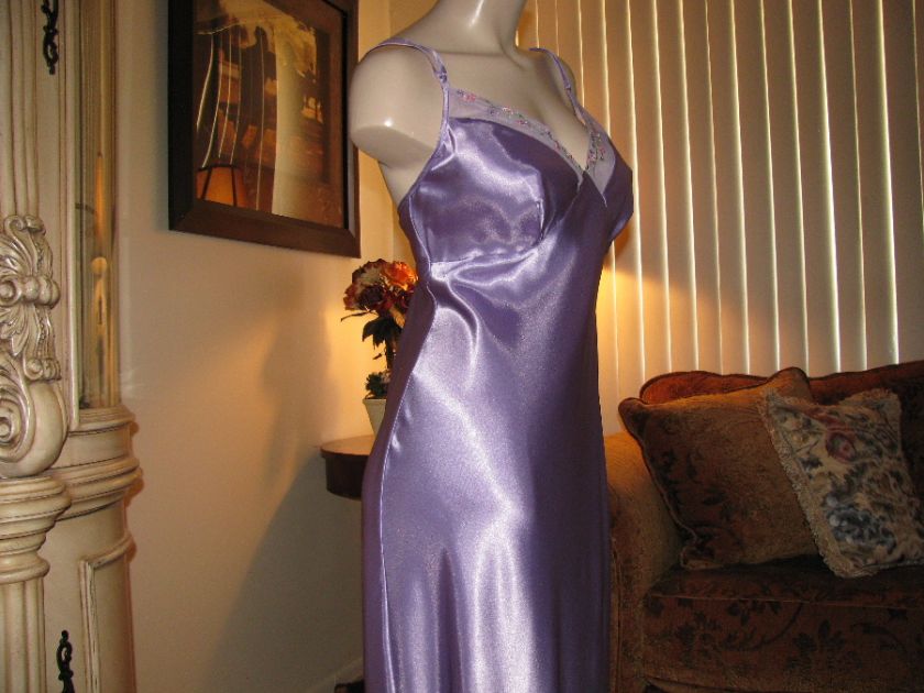 TTO65   Gilligan & OMalley Bias Satin Nightgown   Large   Light 