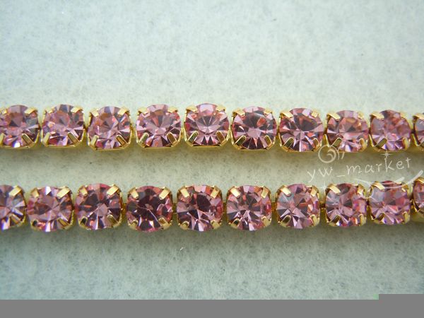 czech crystal rhinestone close chain Pink 1 yard  