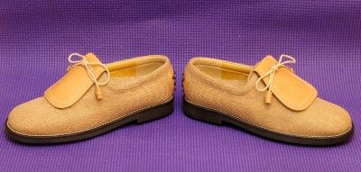 STUART WEITZMAN DESIGNER TAN GORE TEX GOLF SHOES 6.5 B  