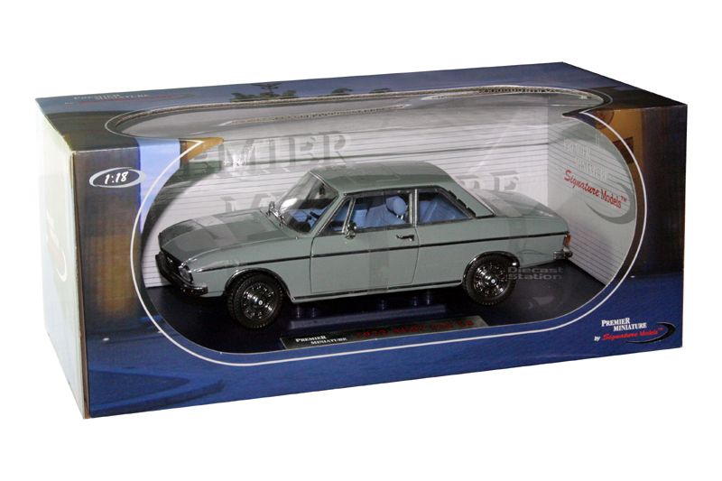 SIGNATURE 1972 AUDI 100 LS 100LS DIE CAST 1/18 GREY  