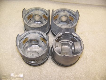 1300CC VOLKSWAGEN BEETLE TYPE I STANDARD PISTONS /RINGS  