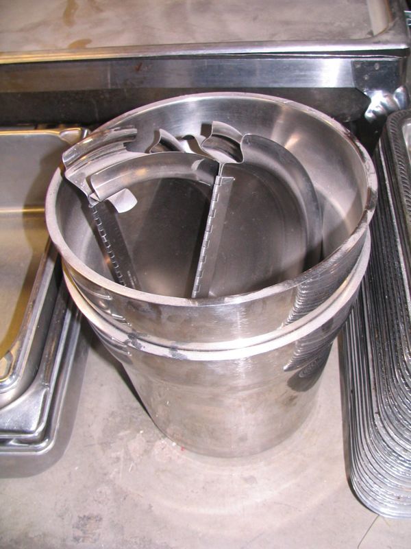 Lot of 150 Stainless Steel Hotel & Steam Pans, Mixing Bowls Muffin 