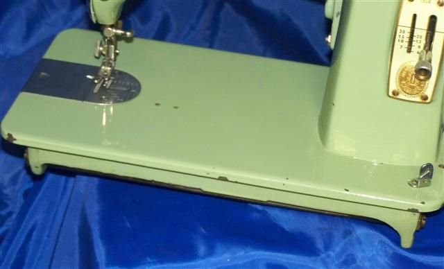 SINGER 185K SEWING MACHINE 1958 SERVICED NICE QUILT  