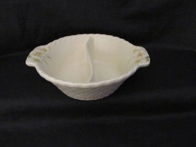 Metlox Poppytrail Sculptured Daisy   Round Divided Vegetable Bowl 