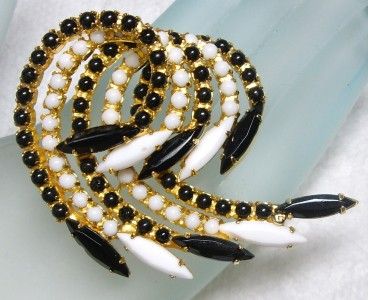 Vintage JULIANA D&E JET Black & MILK Glass RHINESTONE Pin Brooch 2 1/4 