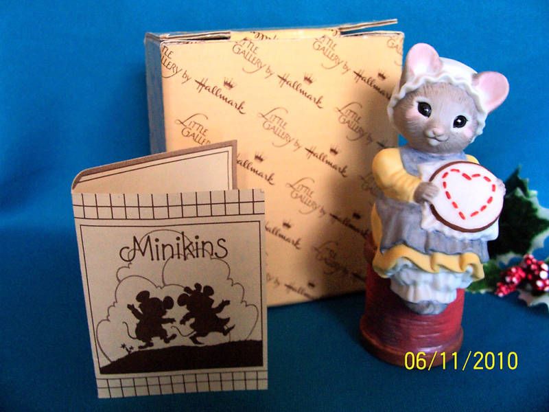 Hallmark Little Gallery 1983 Minikins Mouse Figurine =  