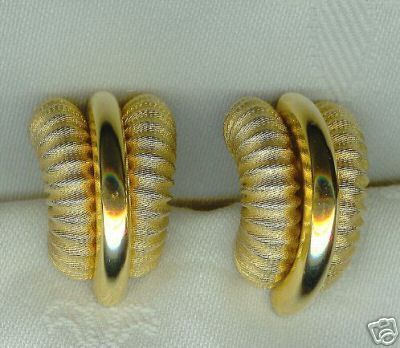 Brushed and Smooth Goldtone Conch Design Clip Earrings  