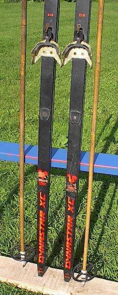 Cross Country 81 Skis 3 pin 210 cm +Poles DYNASTAR  