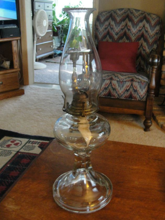 OLD WHITE FLAME LAMP CO.HURICANE KEROSENE ANTIQUE LAMP  