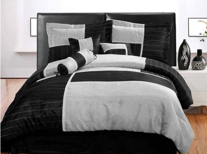 New Bed in a Bag Metallic Black Silver Striped Comforter Set   Full 