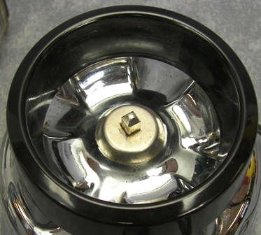   Oster OSTERIZER BLENDER Chrome Beehive Base Glass Jar Model 450  