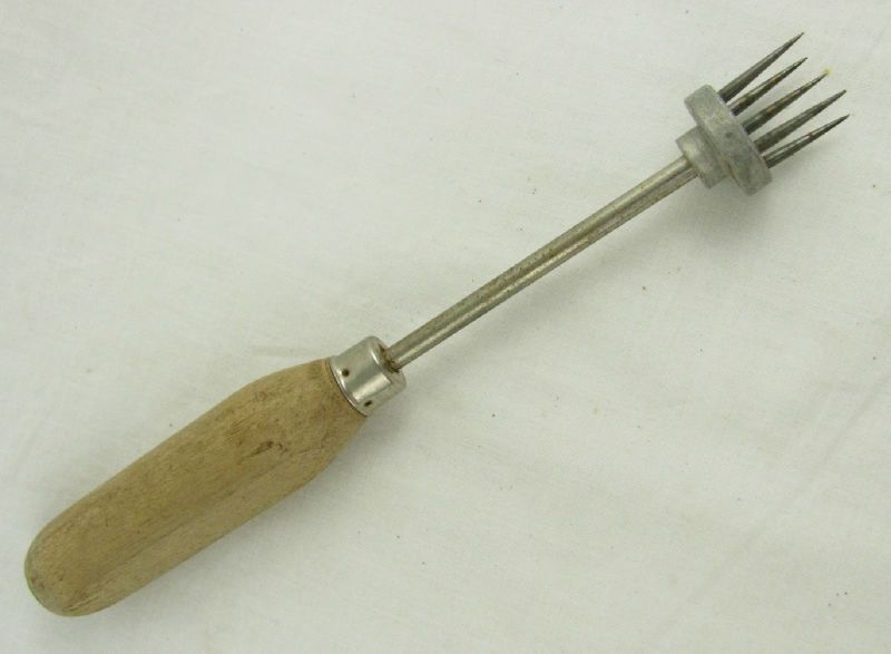 Vintage Wood Handle Star Ice Pick Chipper Unique  