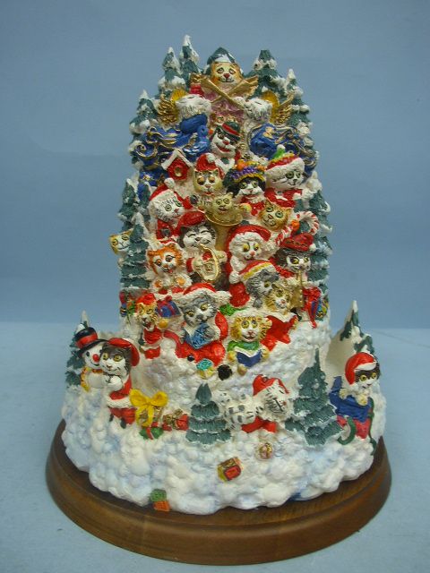 10 Here Comes Santa Claws Musical Dome   Franklin Mint  