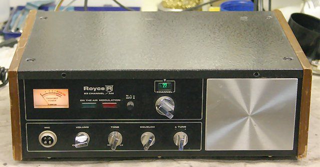 Midland 13 879B and Royce 1 620 23 Ch CB Base Radio  