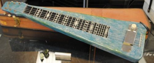 MAGNATONE LAP STEEL GUITAR  